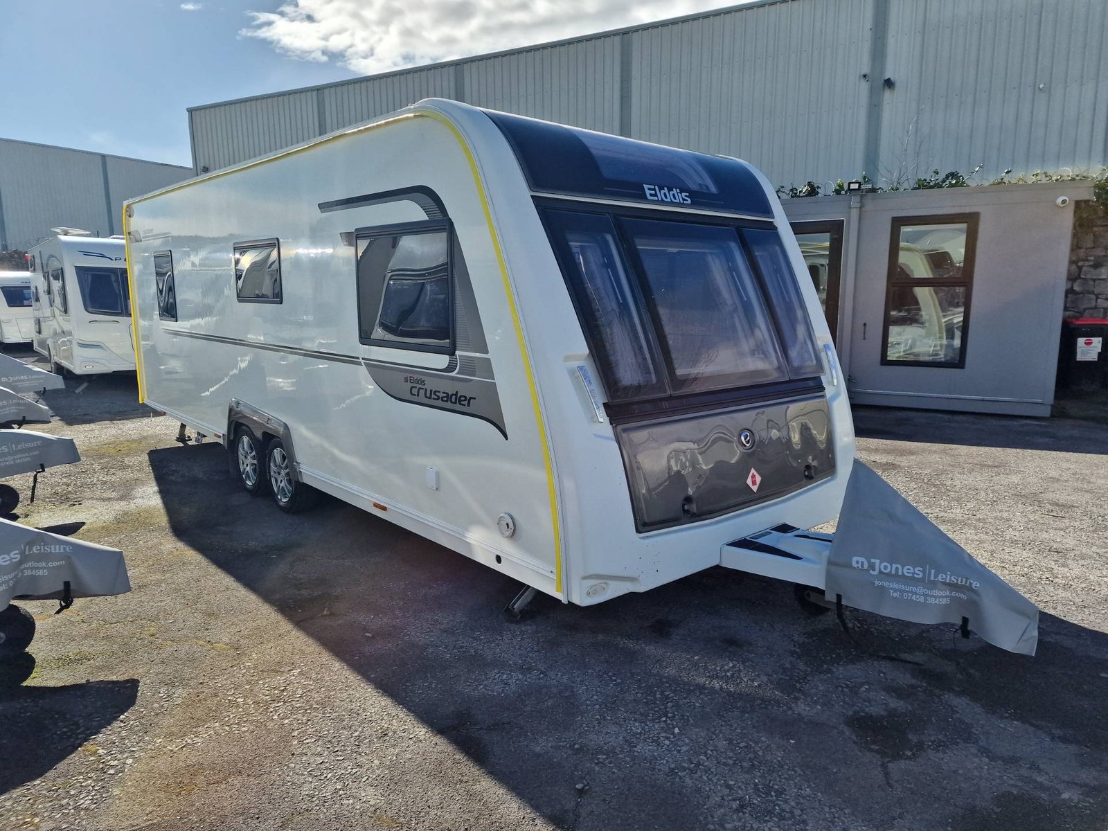 Swift Archway Sport 21/4FB 2014 Fixed Bed 4 Berth